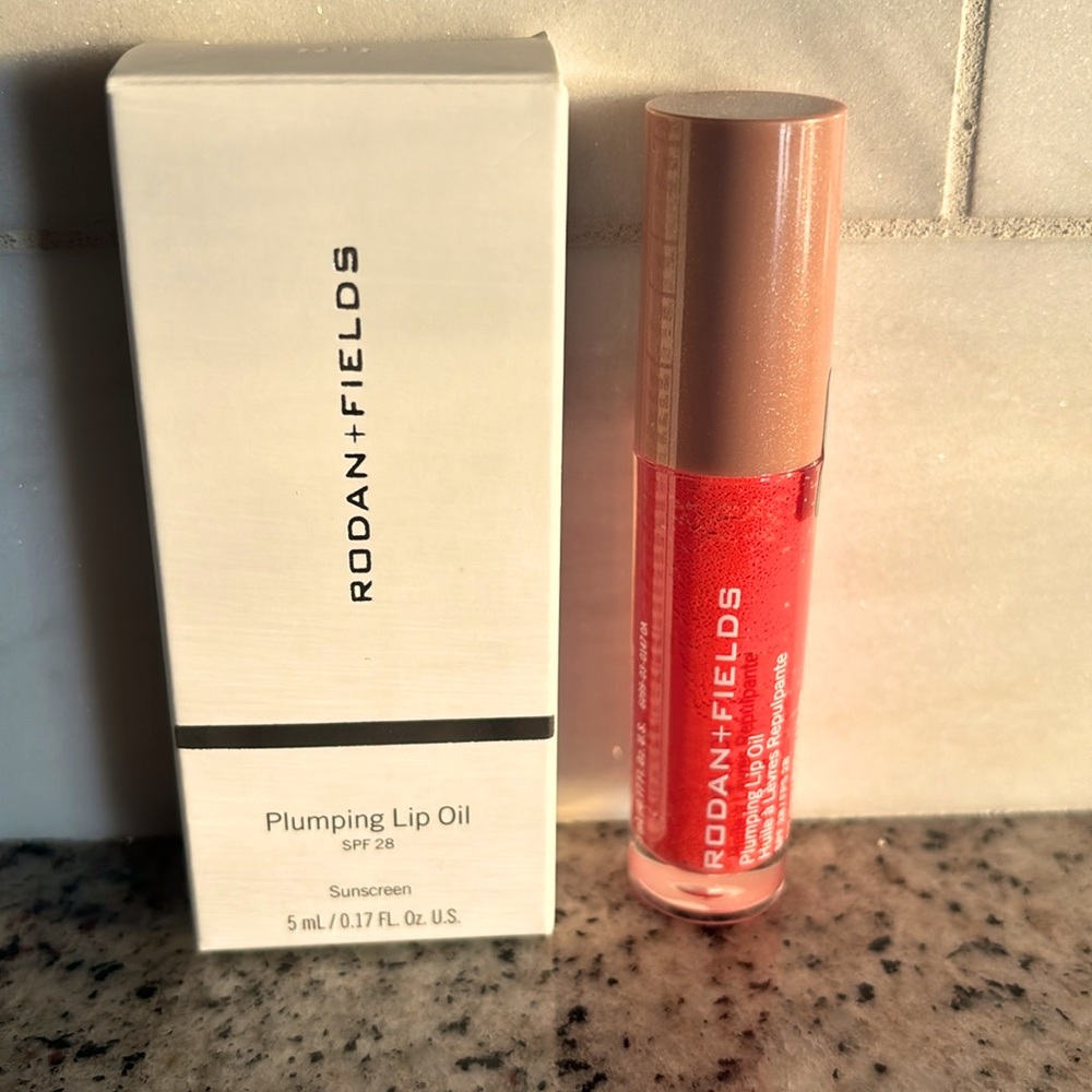 NIB Rodan + Fields CORAL Plumping Lip Oil SPF 28